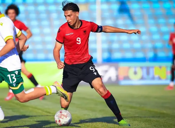 (da Instagram: @majkol.luka)