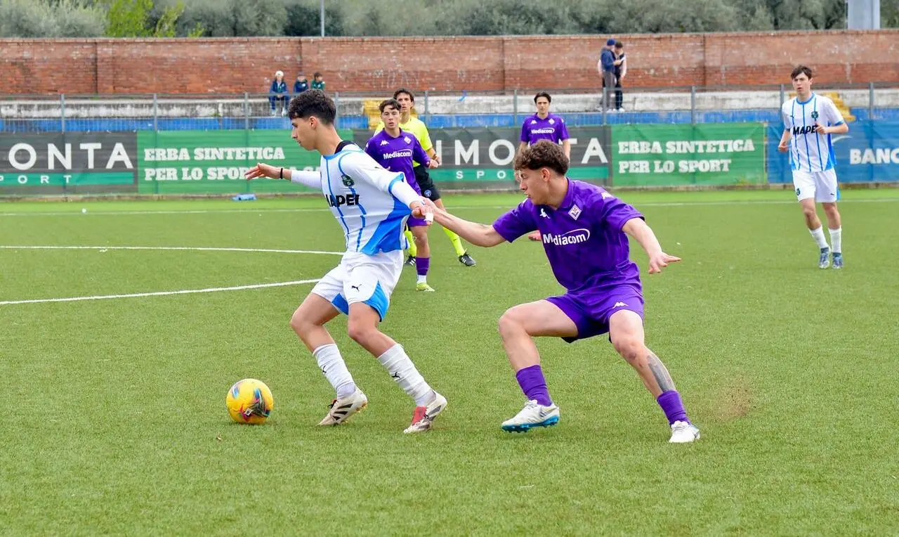 Atzeni con la Fiorentina Under 18 nella finale del Torneo di Viareggio