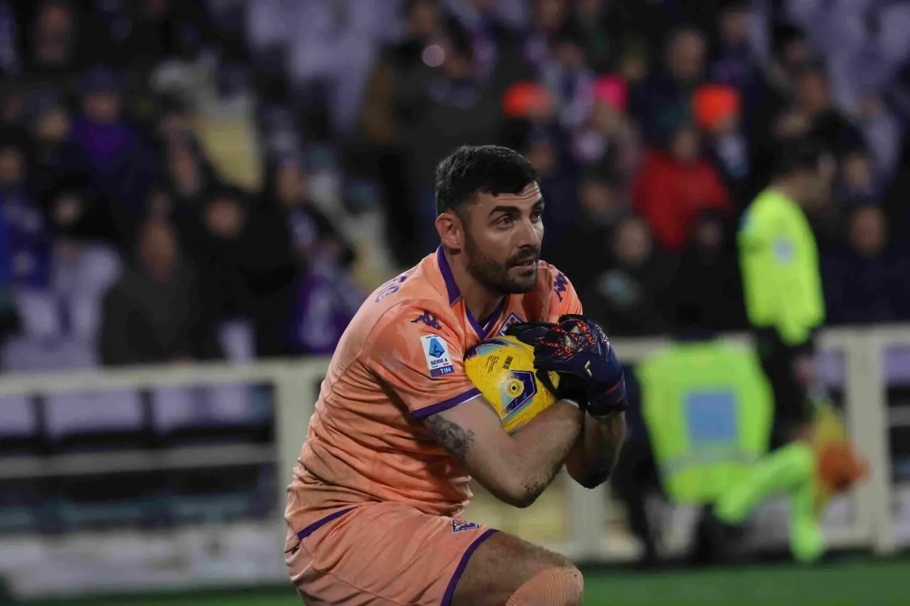 Una parata di Terracciano. Foto: Vicario/Fiorentinanews.com