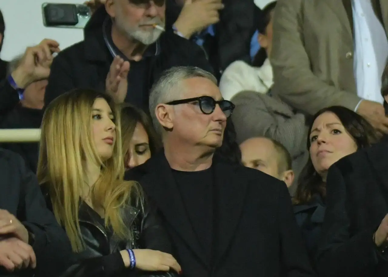 Pradè tribuna