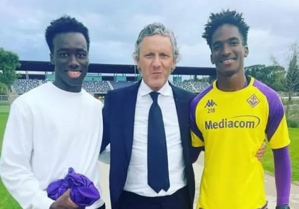Bassidy Sanogo in posa col talent scout Andrea Ritorni e Michael Kayode. (da Instagram: @andrearitorni)