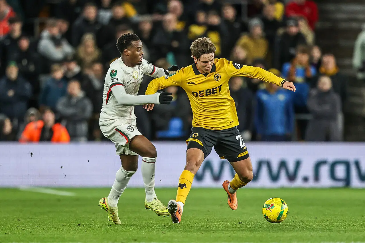 Fer Lopez rincorso da un avversario