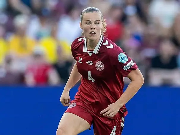 Il difensore della Fiorentina Femminile Emma Faerge (da Instagram: @emmafaerge).