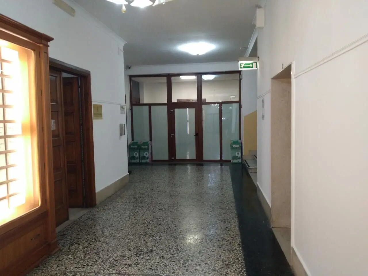 L'ingresso agli uffici del sindaco al Comune di Crotone