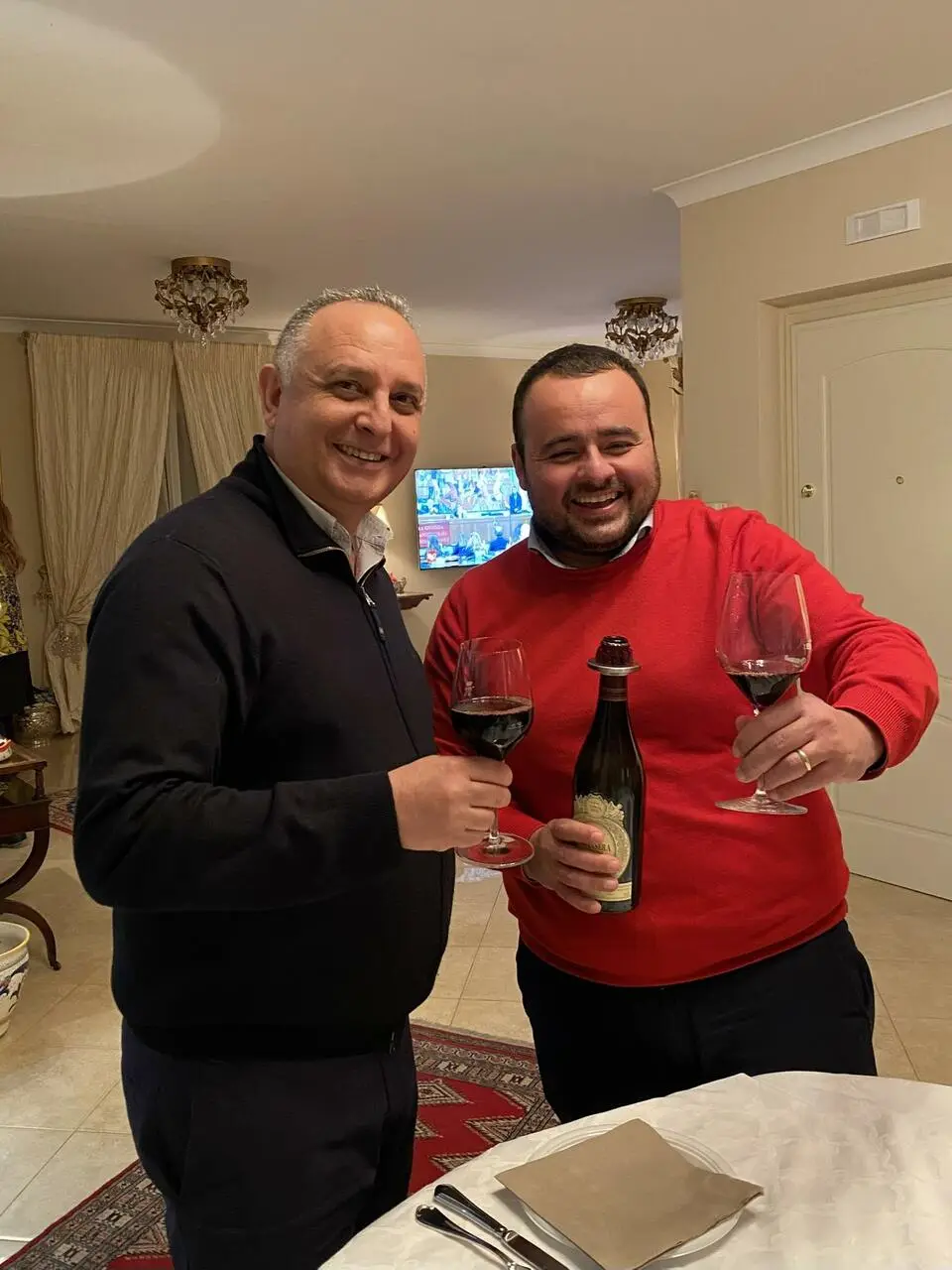 Sergio Torromino e Vito Pitaro brindano all'esito del voto