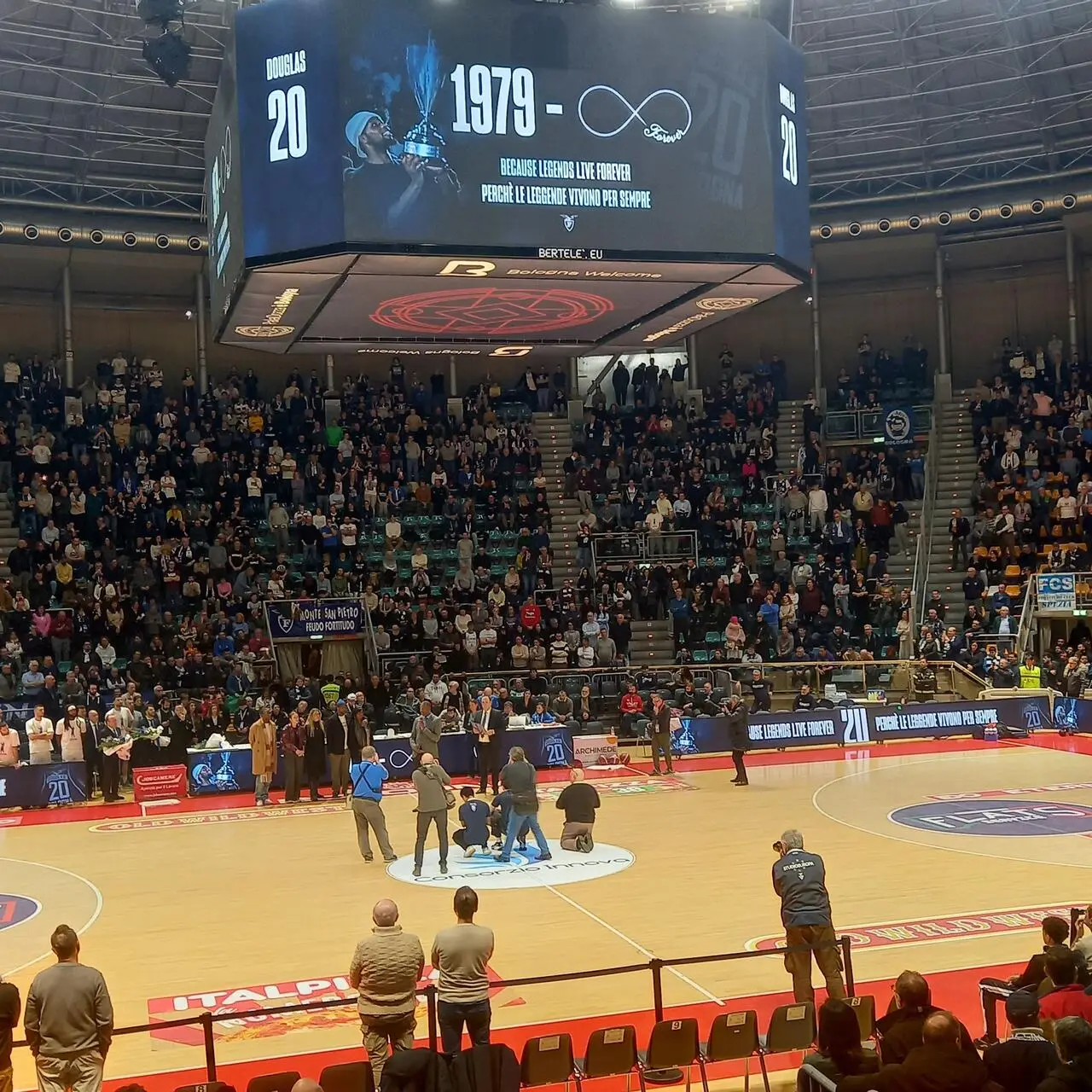 (Foto Maestro Commosso)
