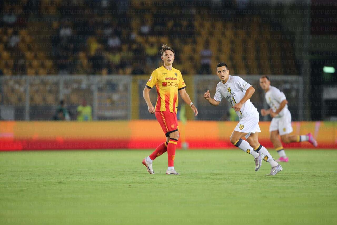Lecce- Juve Stabia Helgason