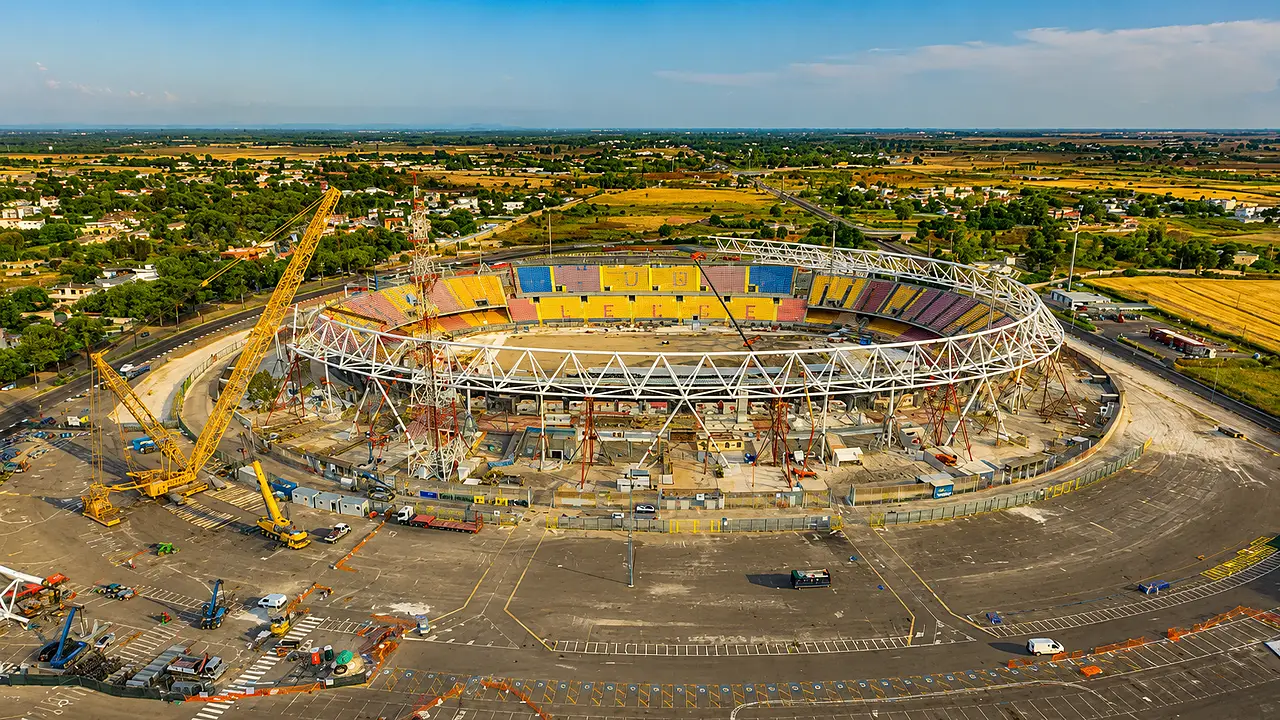 via del mare lavori stadio