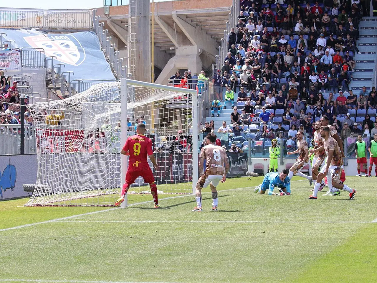 Il gol di Krstovic al Cagliari
