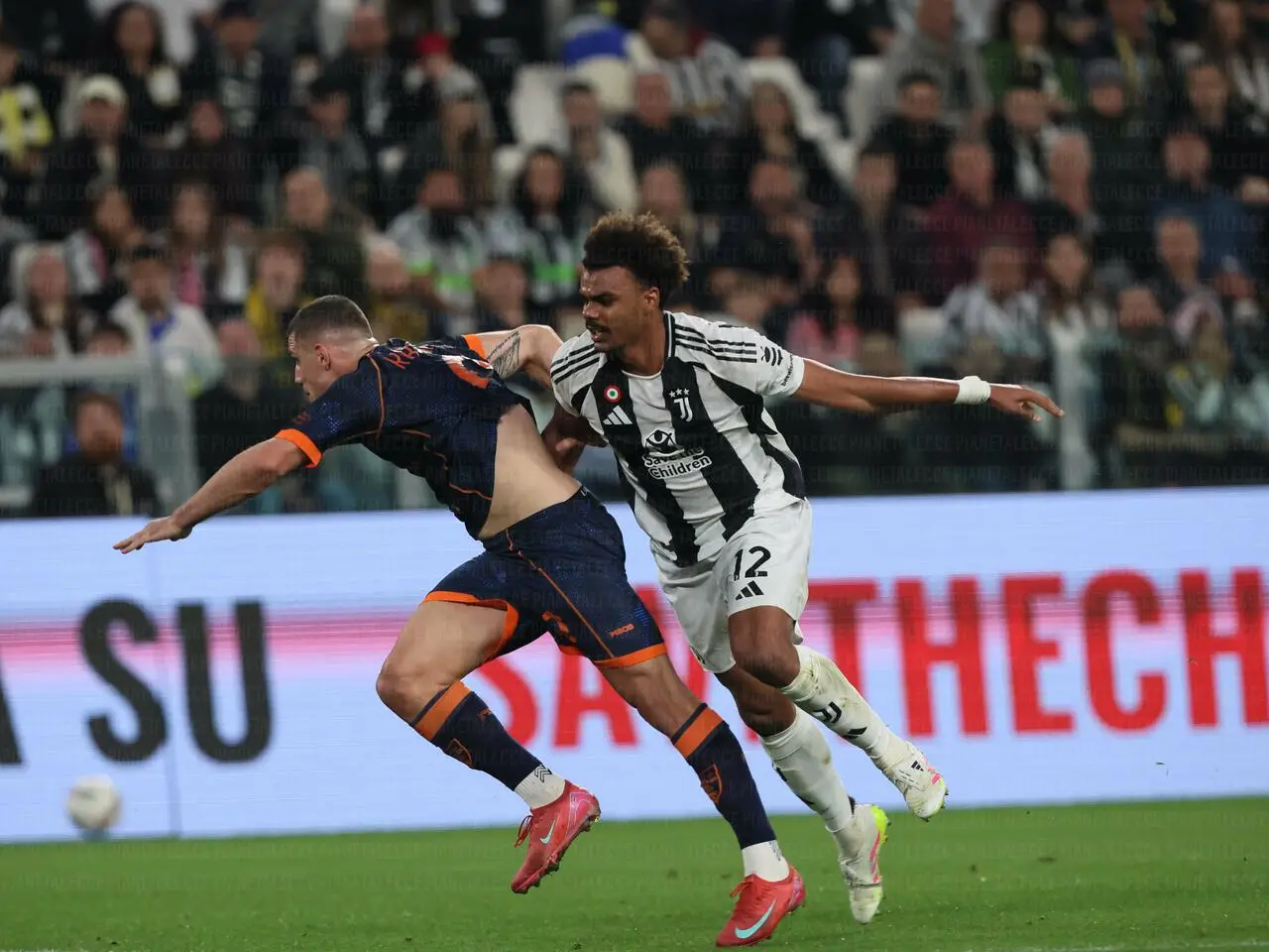Juventus Lecce il fallo su krstovic