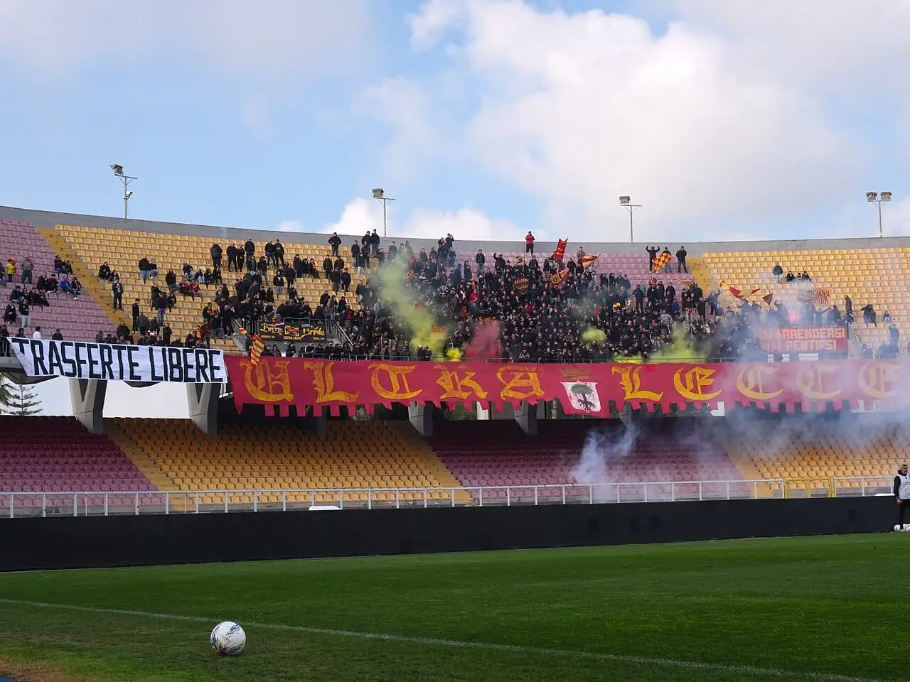 curva nord via del mare lecce