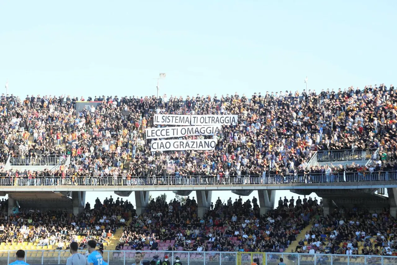 striscioni per graziano fiorita