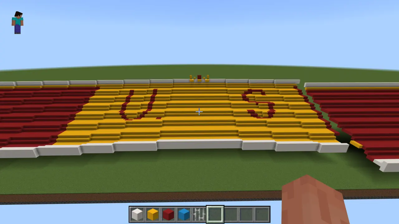 Uno screen della Tribuna Est costruita su Minecraft