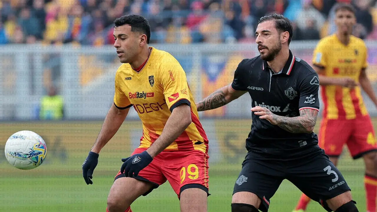 lecce cremonese-pezzella-cheddira