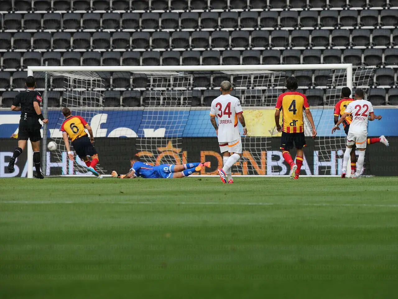 galatasaray lecce