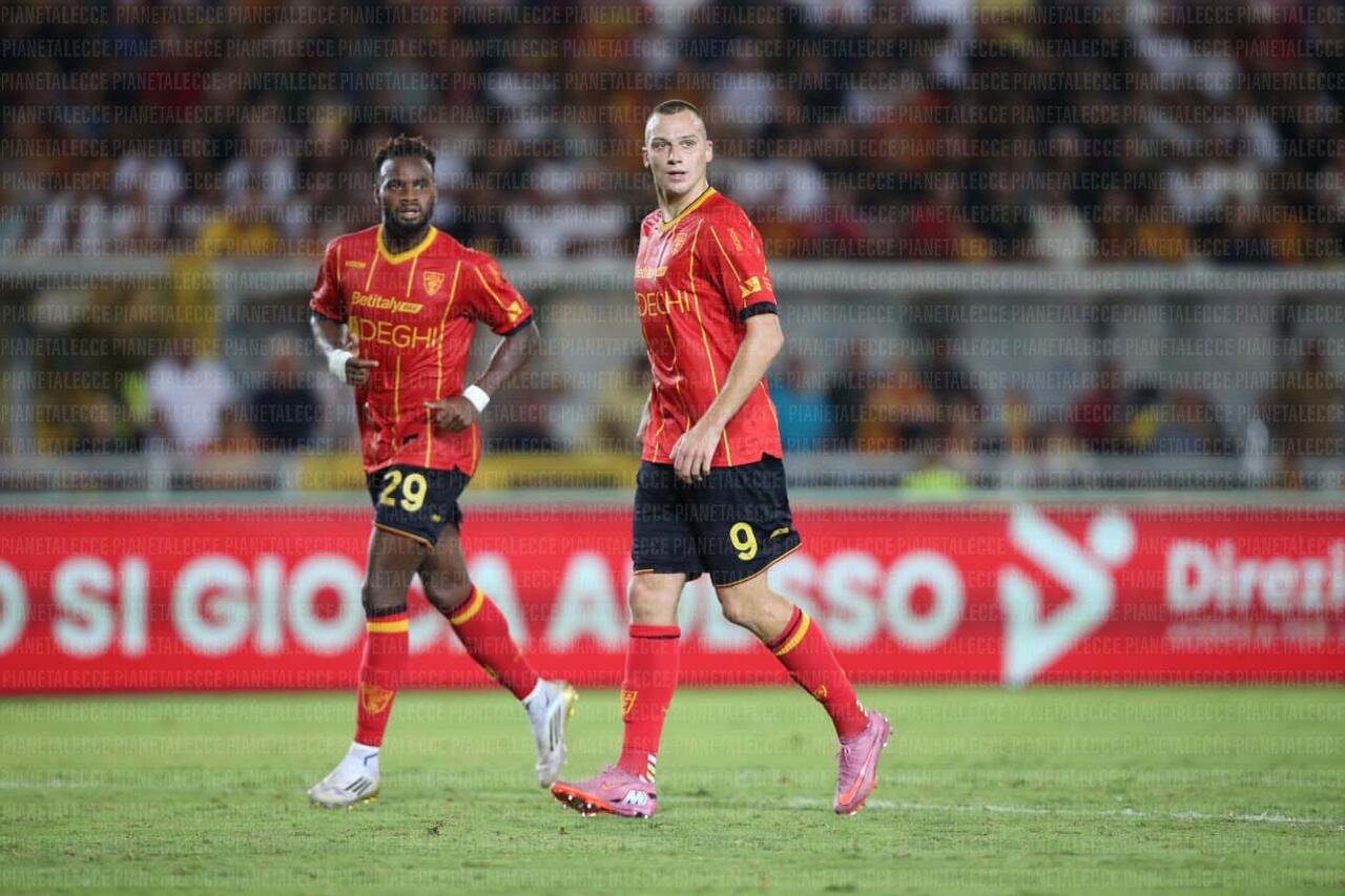 lecce-milan stulic coulibaly