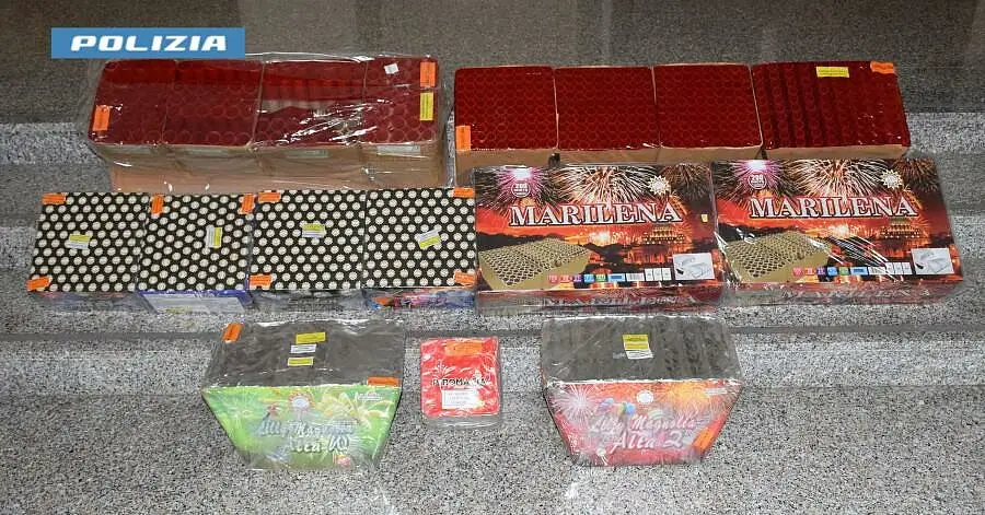 fuochi d'artificio sequestrati