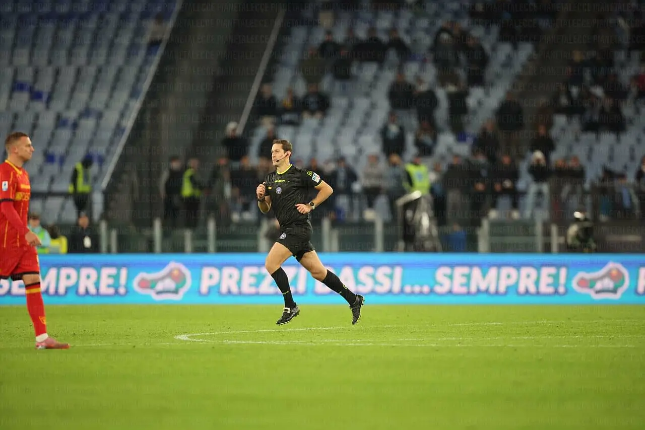 arbitro ruben arena