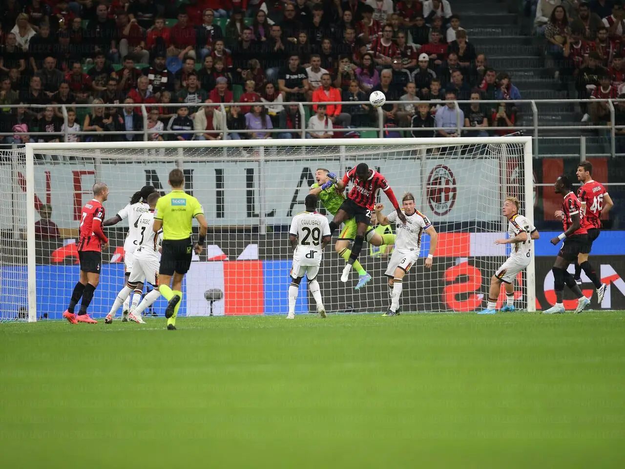 Milan-Lecce