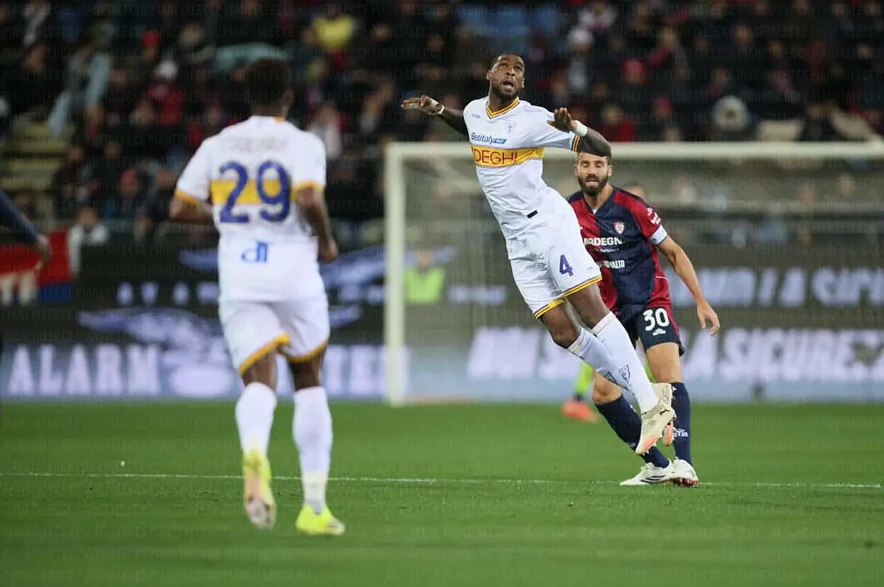 Cagliari-Lecce paoletti coulibaly gaspar