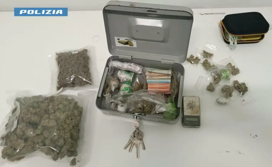 materiale sequestrato