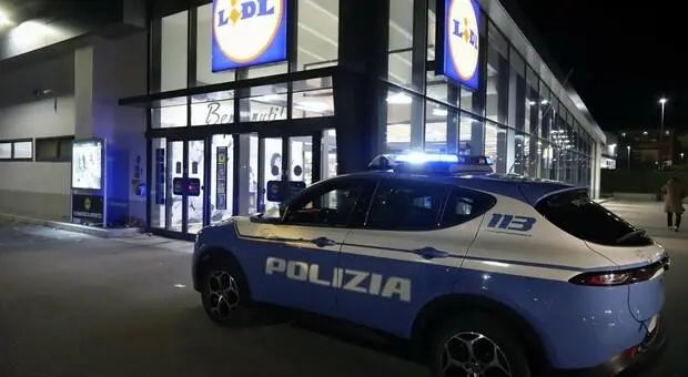 Rapina alla Lidl in via Borsellino