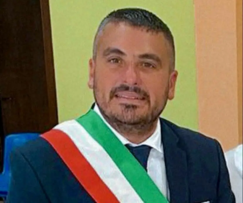 Il sindaco Guido Di Leone