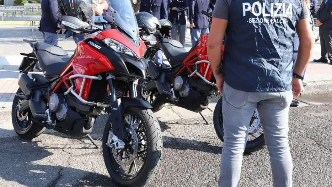 I Falchi della Squadra Mobile