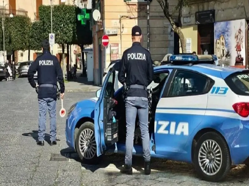 False generalità alla polizia