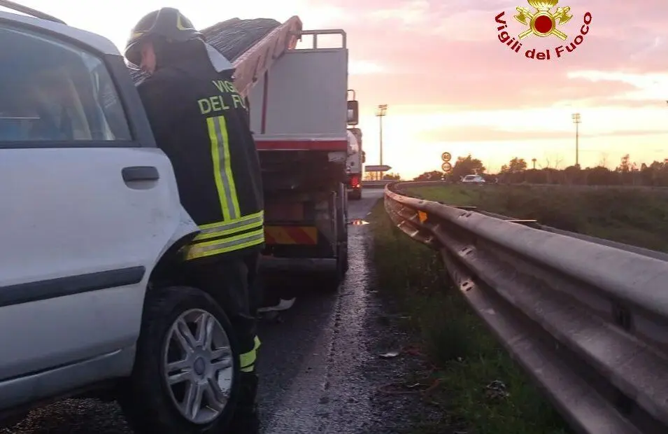 Incidente sulla Nola-Villa Literno