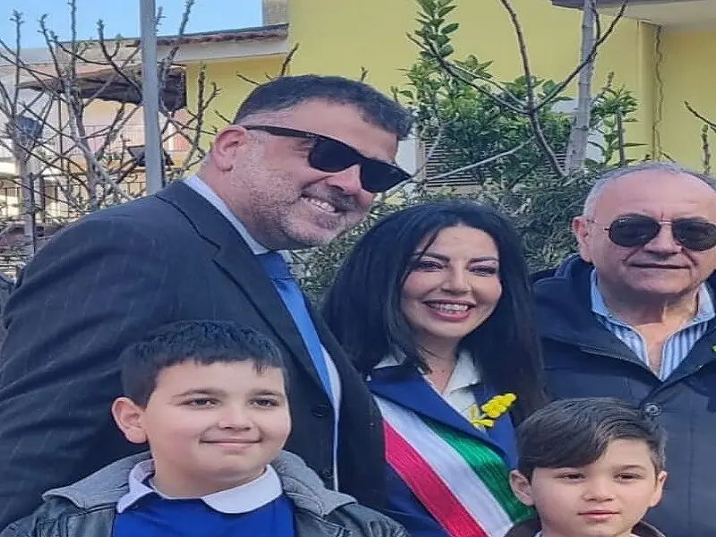 L'ex assessore Mariarosaria Martinisi in compagnia del capogruppo Pietro Esposito e l'imprenditore Nicola Basilicata