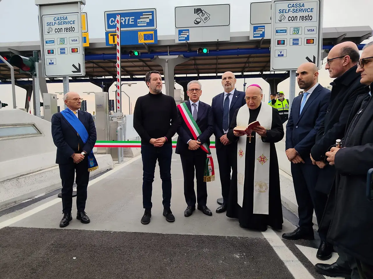 L'inaugurazione del casello autostradale
