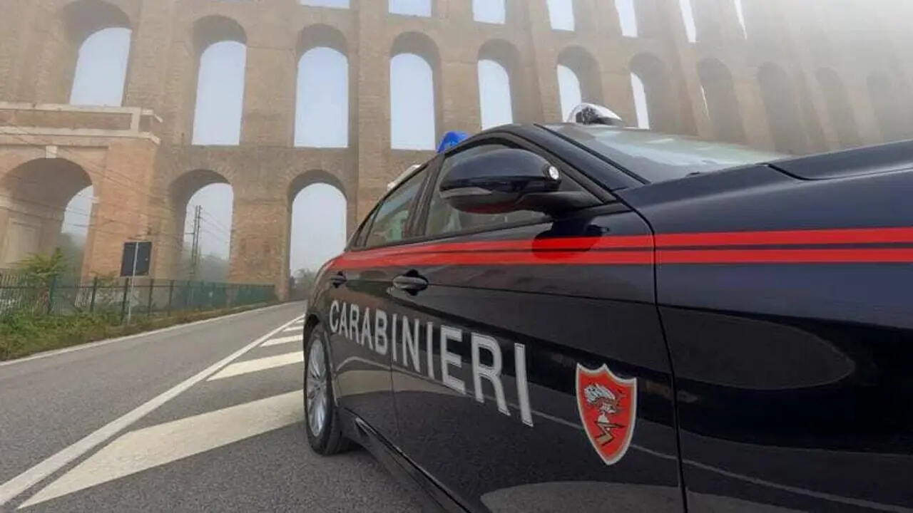 I carabinieri e l'Acquedotto Carolino