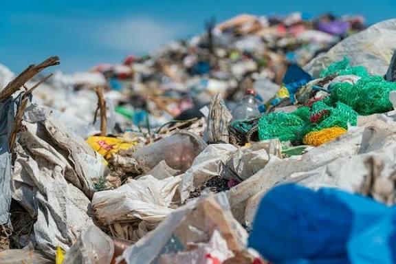 Nuova discarica a Sessa