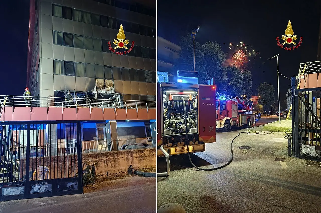 L'incendio all'ex sede Inps