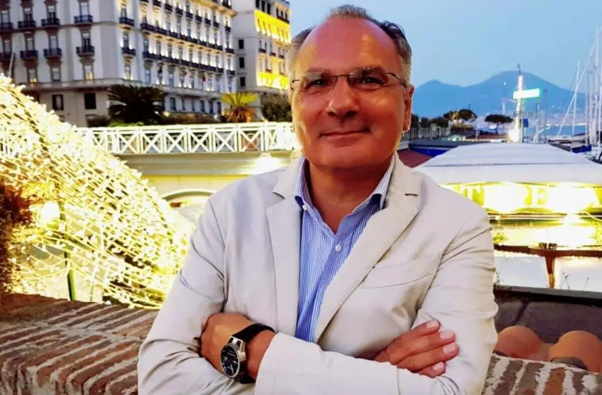 L'ex sindaco Carmine Antropoli