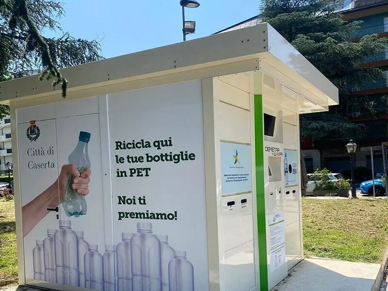 Macchina mangiaplastica