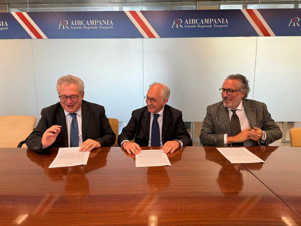 La firma del protocollo d'intesa