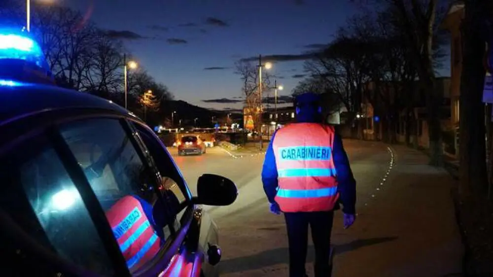 Beccato a spacciare