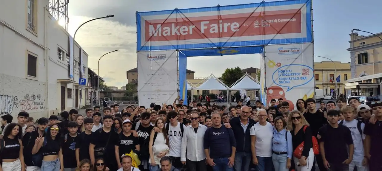 Il liceo scientifico Siani partecipa al Maker Faire 2024