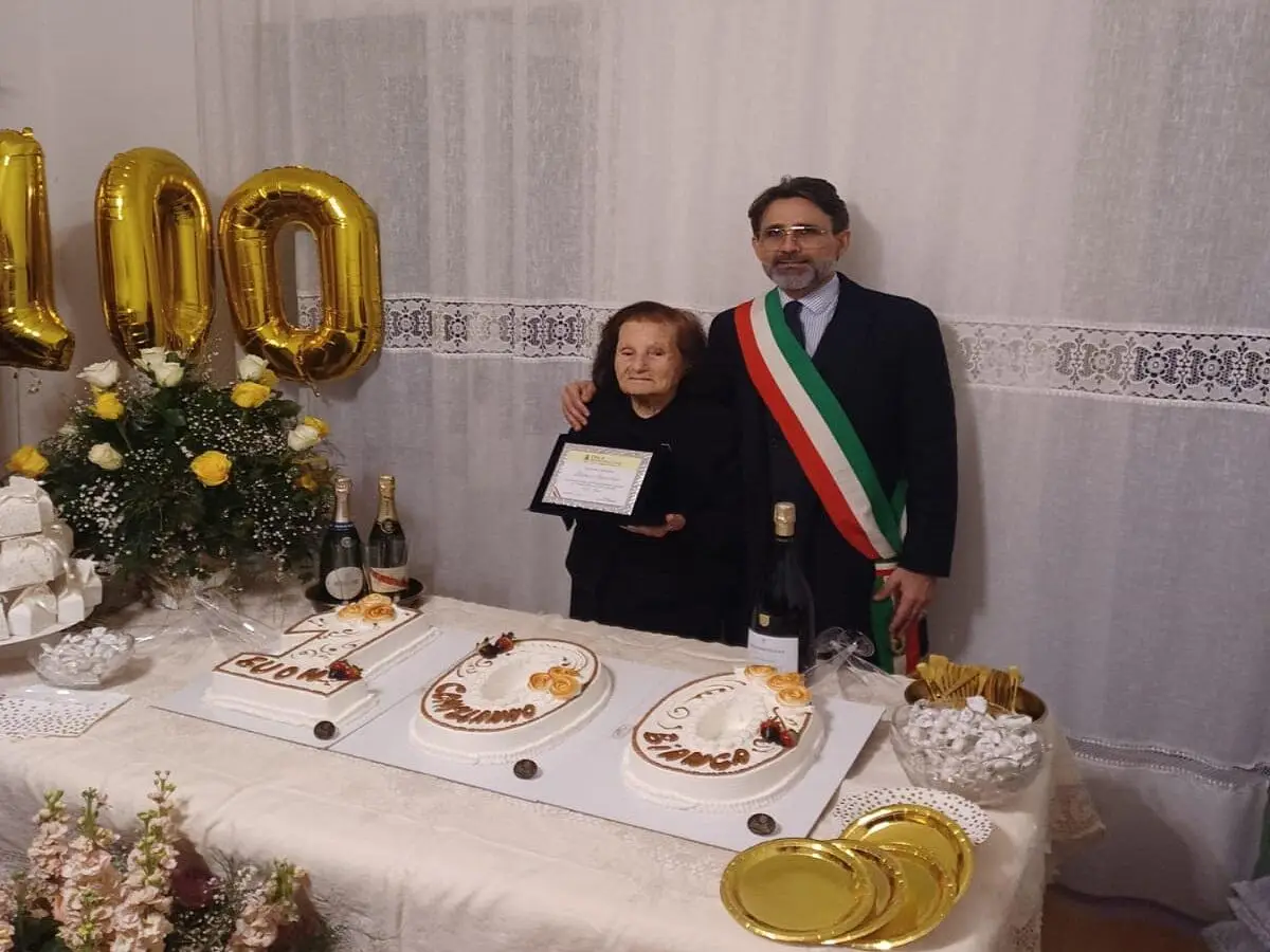 Nonna Bianca e il sindaco Lavanga