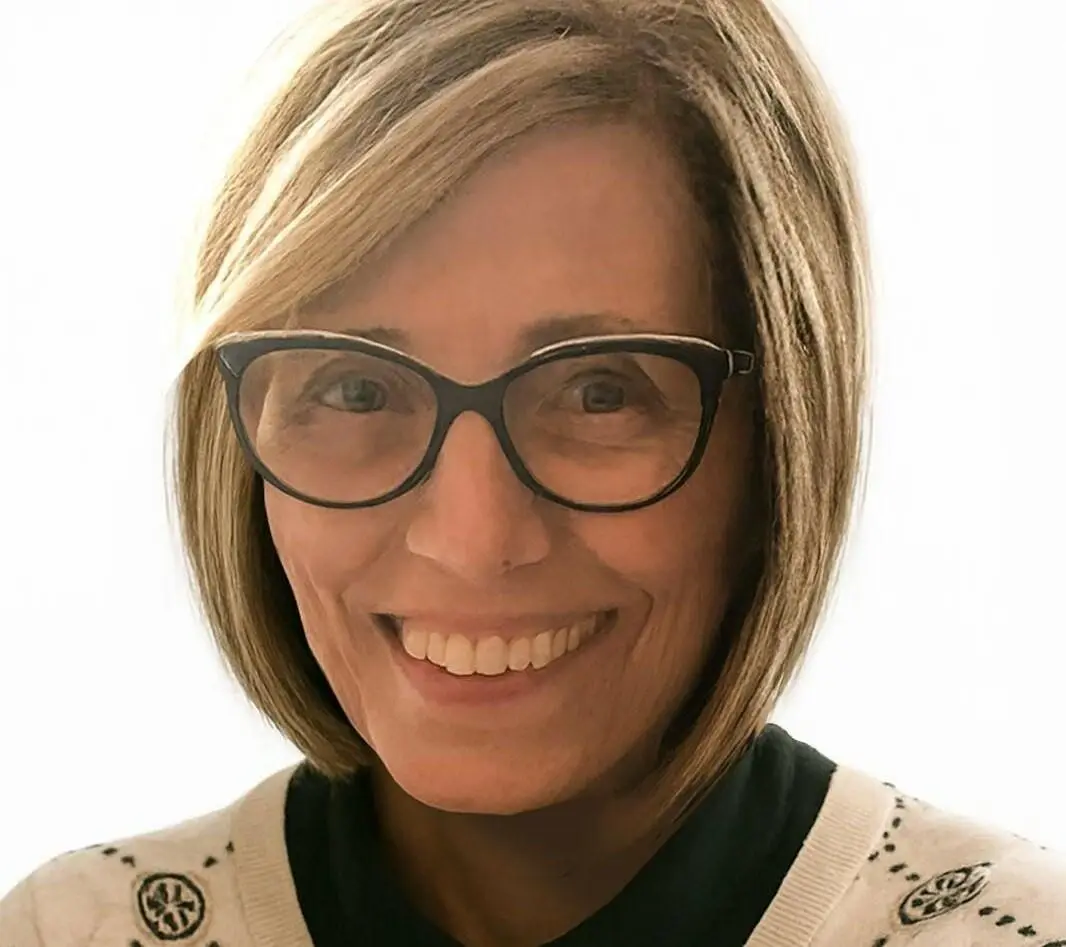 La maestra Rita Arena deceduta questa notte nella sua abitazione, stroncata da un male incurabile