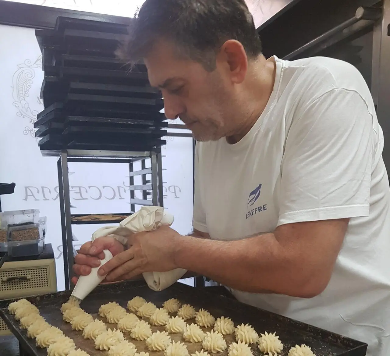 Il maestro pasticcere Giuseppe Russo