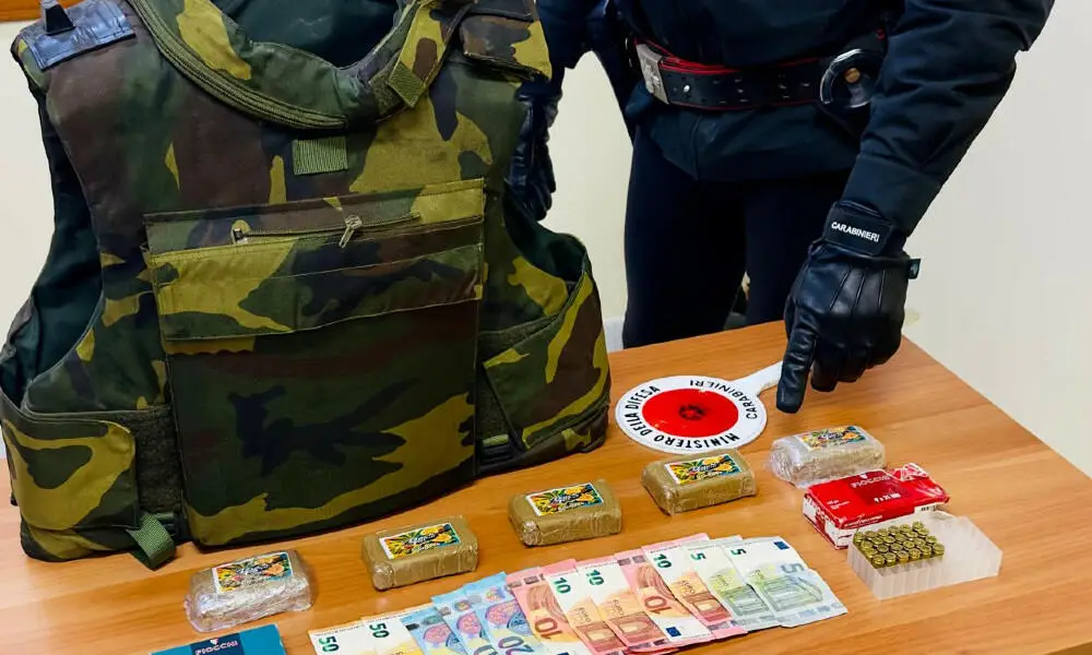 Scoperto un arsenale in casa