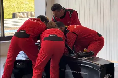 Immagini del corso di estricazione da una monoposto