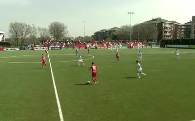 Il controllo di Marras durante Monza-Fiorentina