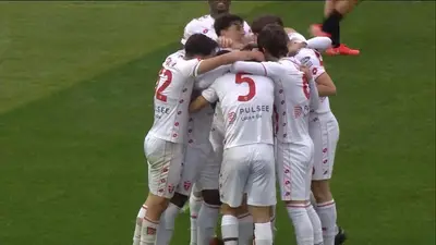 L'esultanza biancorossa al gol di Berretta