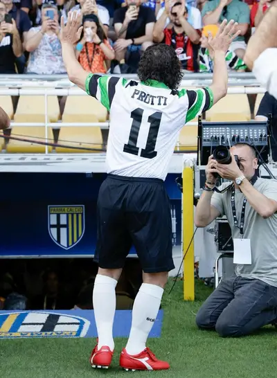 Igor Protti in campo a Parma