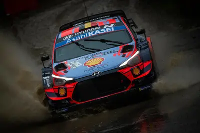 Neuville in azione a Monza nel 2020