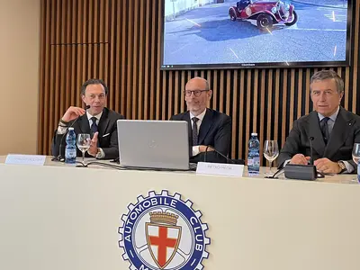 La presentazione presso AC Milano